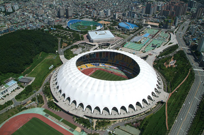 工業(yè)環(huán)保充氣膜,標(biāo)志性小品膜結(jié)構(gòu),車輛出入口膜結(jié)構(gòu),卡斯蒂諾膜材