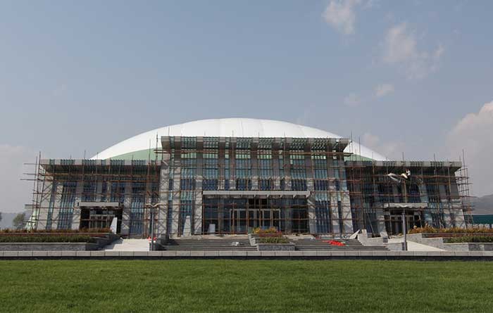 膜結(jié)構(gòu)車棚