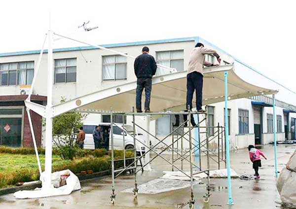 屋頂遮陽膜結(jié)構(gòu)