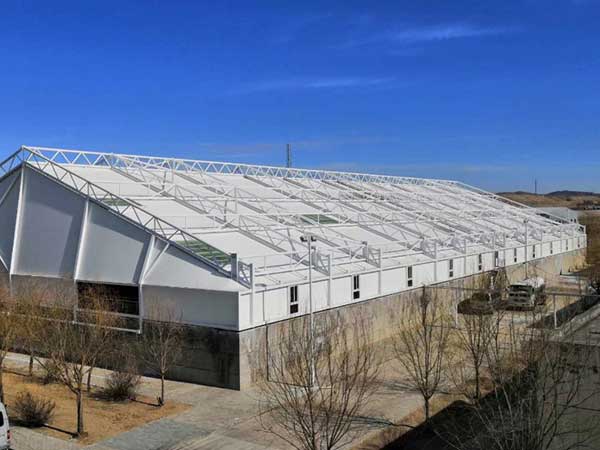 建筑出入口膜結(jié)構(gòu)