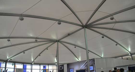 品質(zhì)卓越的膜頂棚，長久使用無憂