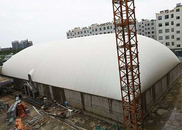 南雅中學(xué)體育看臺(tái)膜結(jié)構(gòu)頂棚