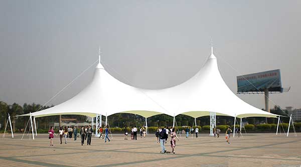 外墻印花立面網(wǎng)格膜材料停車場膜結(jié)構(gòu)