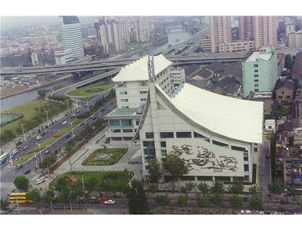 反吊式膜結(jié)構(gòu)