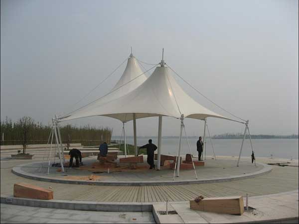 PTFE膜結(jié)構(gòu)優(yōu)點(diǎn)和缺點(diǎn)：全面了解，明智選擇